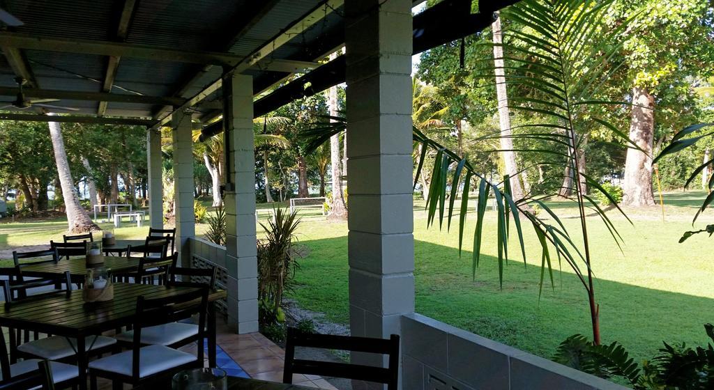 Bramston Beach Motel Esterno foto