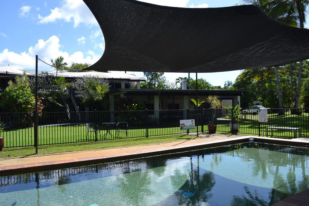 Bramston Beach Motel Esterno foto