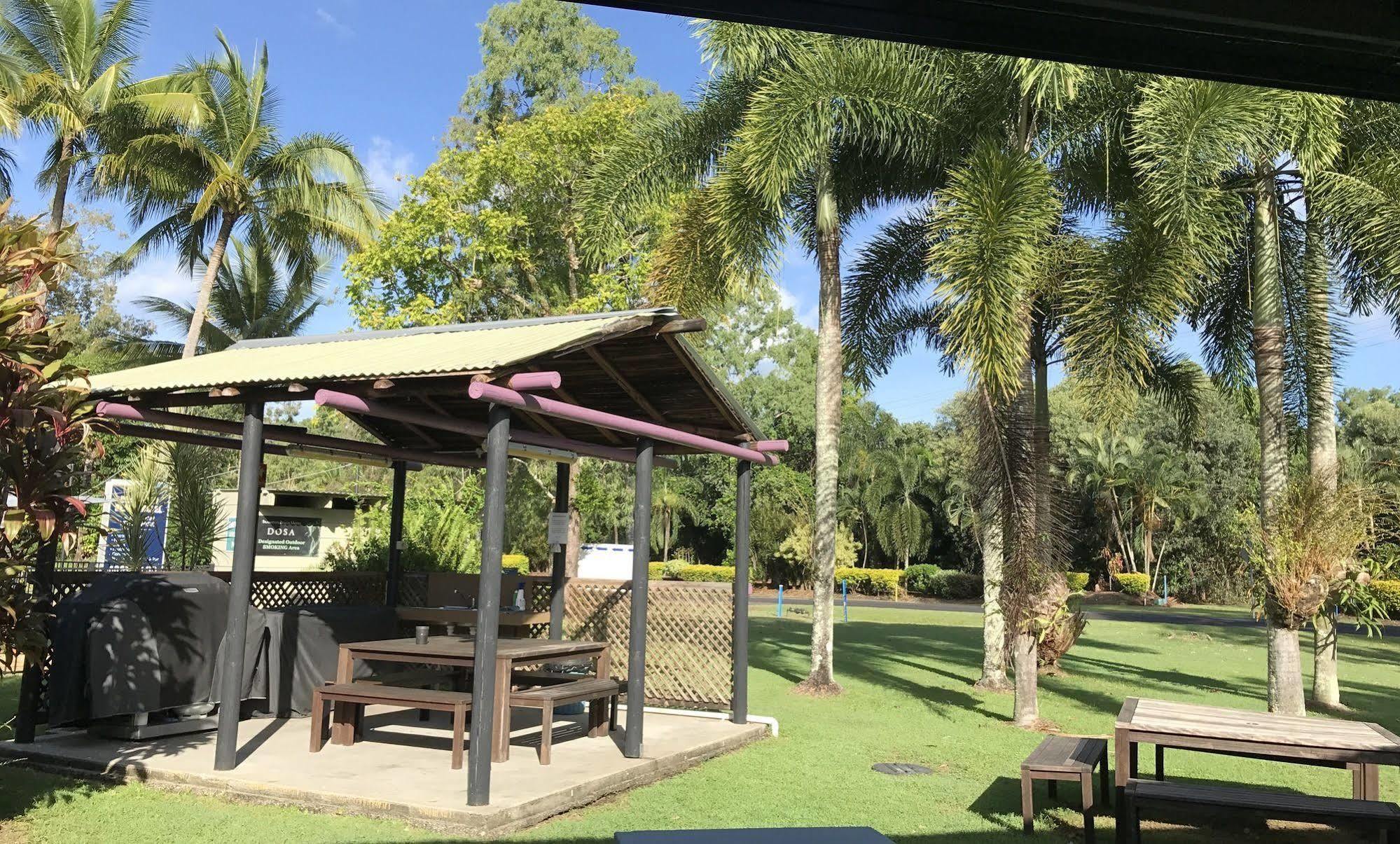 Bramston Beach Motel Esterno foto